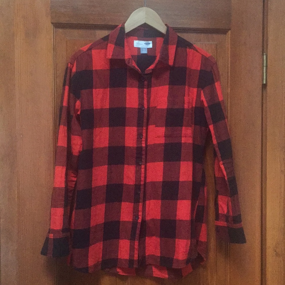 Cute for fall! 🍁🍂 Plaid boyfriend button up
